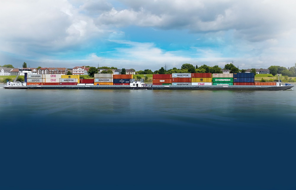 E-Binnenschiff auf dem Rhein