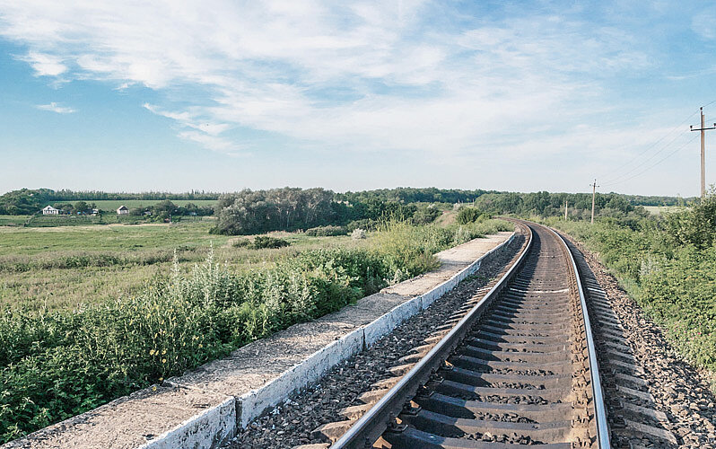 Zughintergrund mit Train Button im Vordergrund