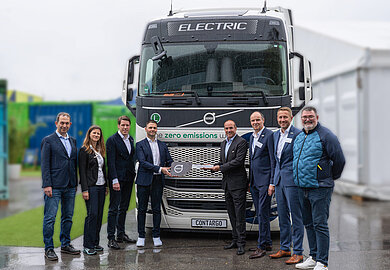Contargo erhält von Volvo 15 E-Lkw. Grüne Lieferkette „econtargo“ nimmt Fahrt auf.