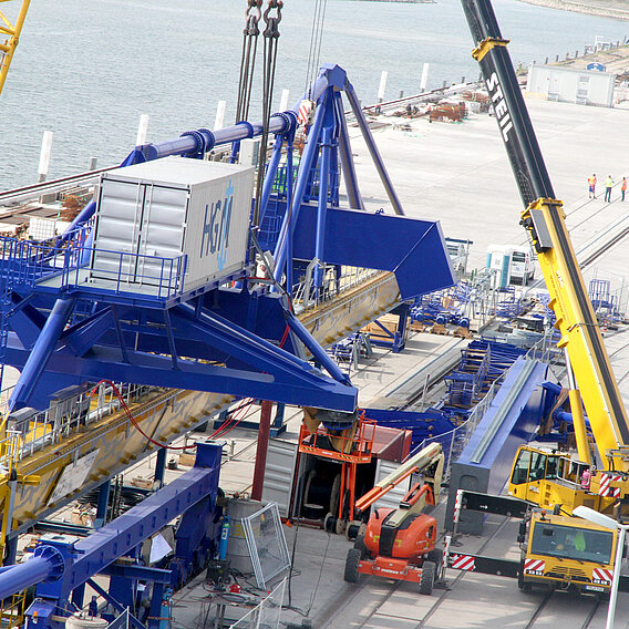 Krananlage Arbeiten an einer Krananlage