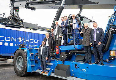KV-Terminal im Hafen Straubing-Sand offiziell eröffnet