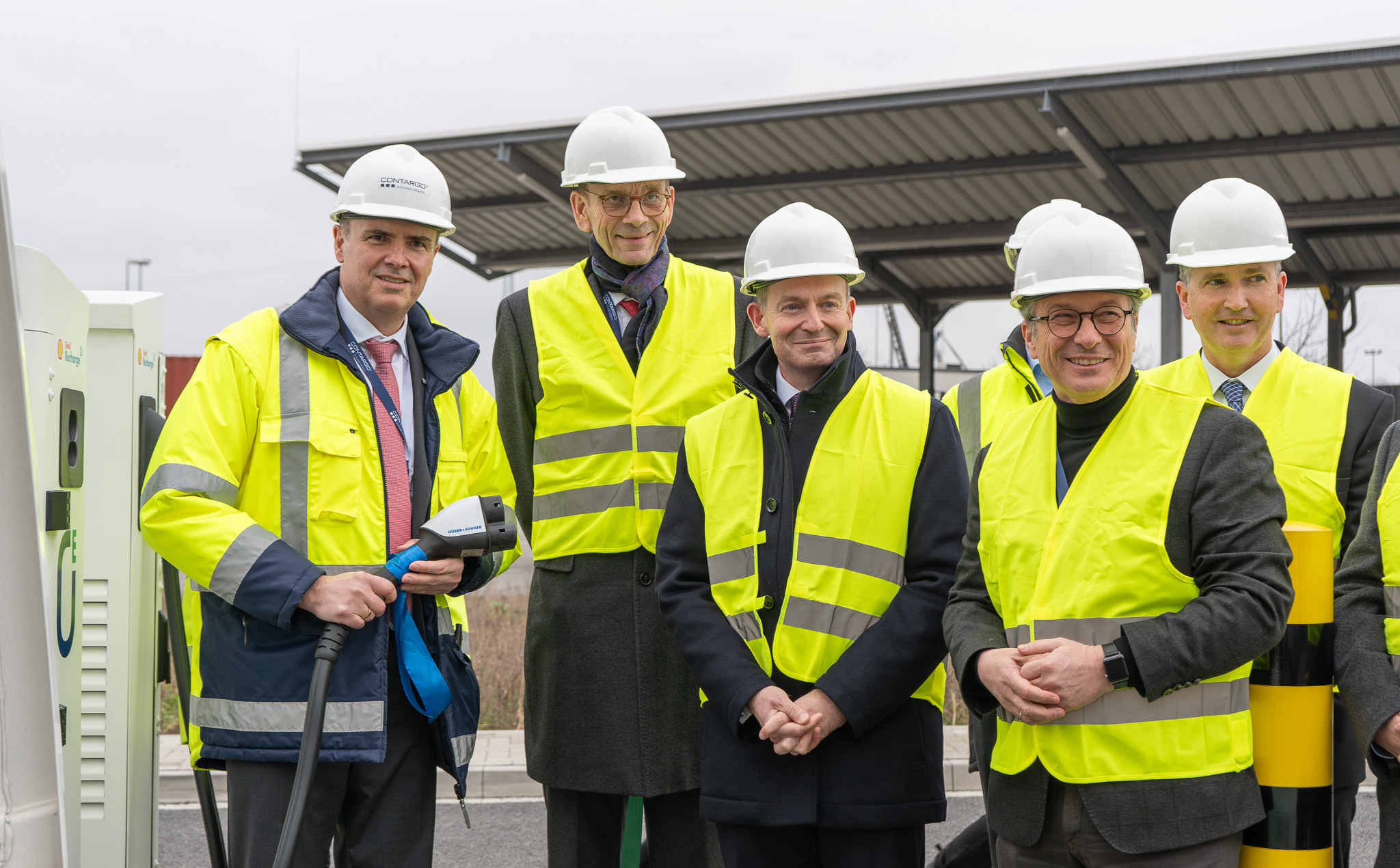 Contargo opens biggest private charging infrastructure for e-trucks in Neuss