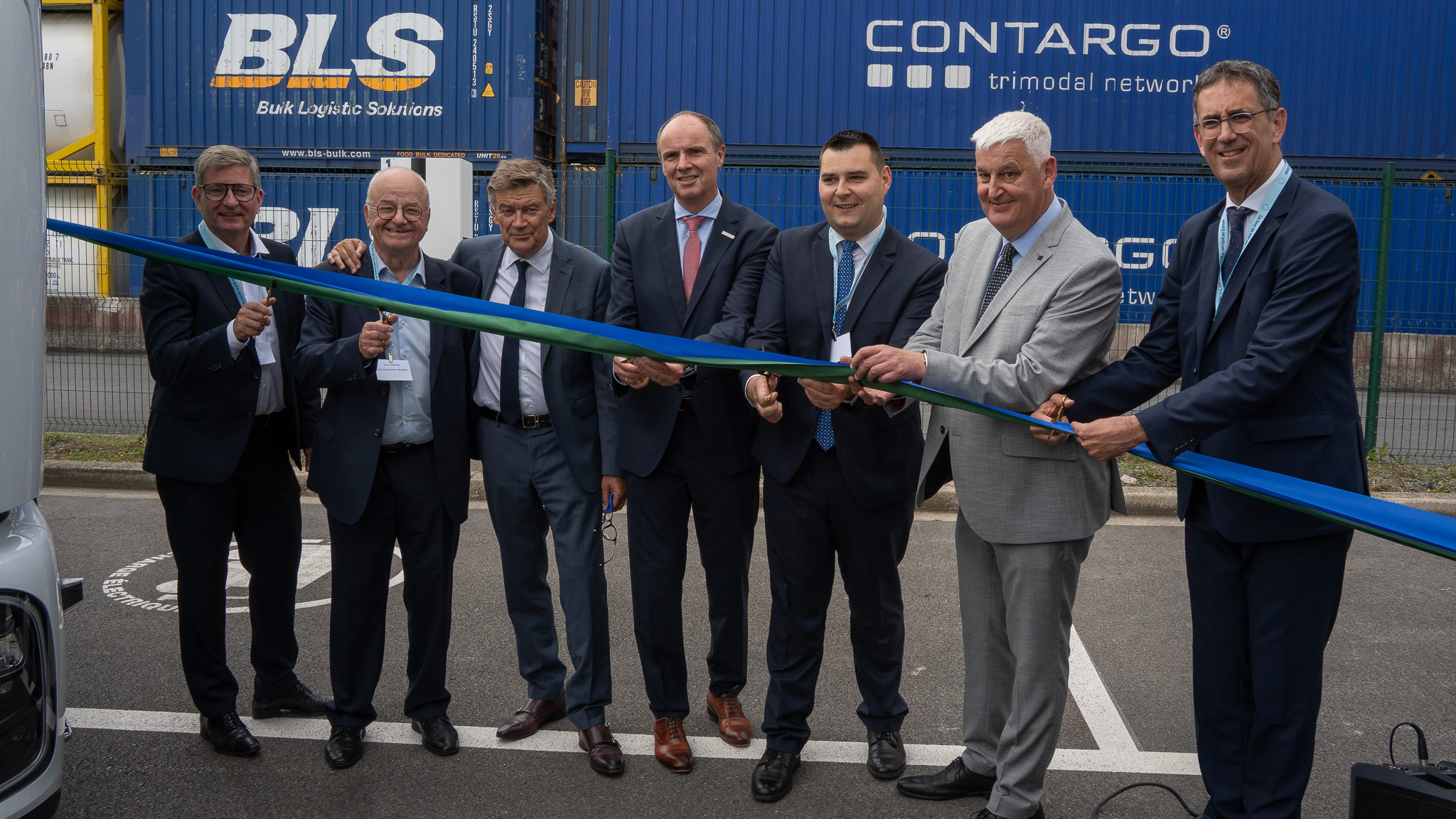 Premiere: Erste E-Lkw und Ladeinfrastruktur für Contargo North France